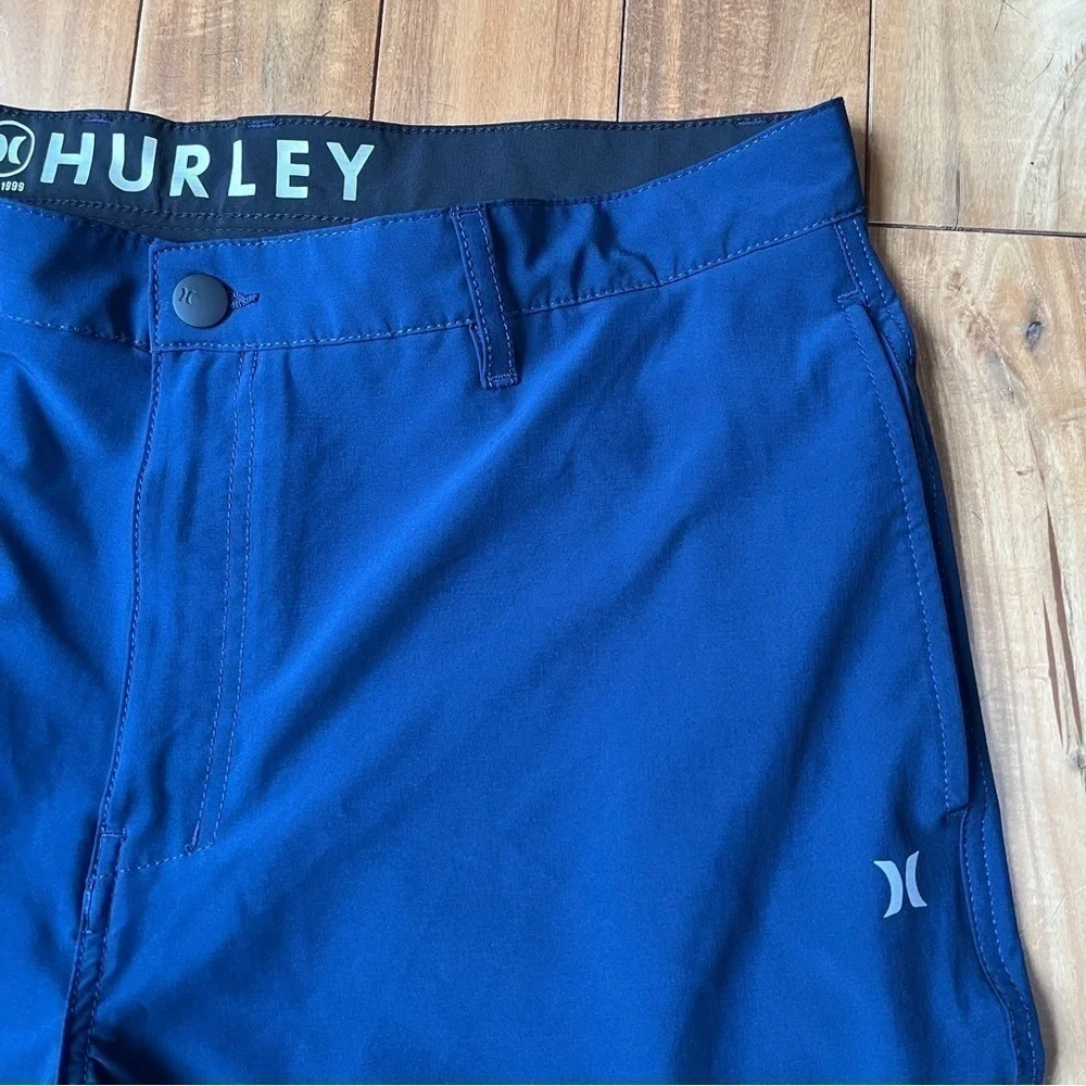 Hurley Men’s Shorts. Navy Blue. Size 38. #540